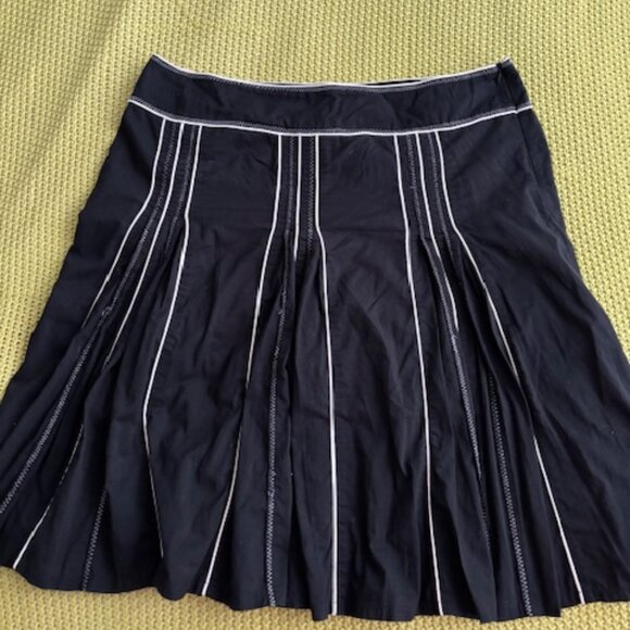 Tribal B&W Cotton skirt Size 14 - Picture 1 of 4